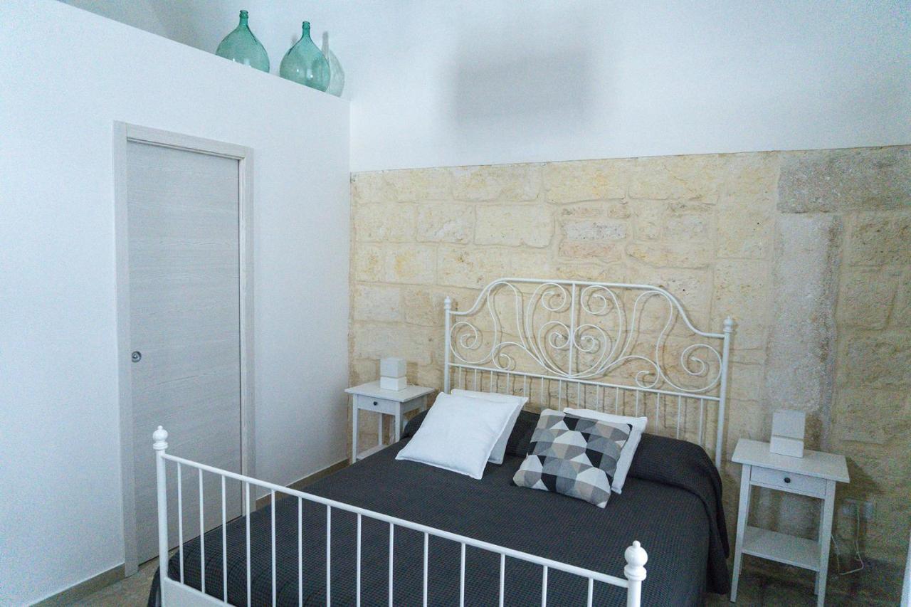 Donato Rooms Трани Екстериор снимка