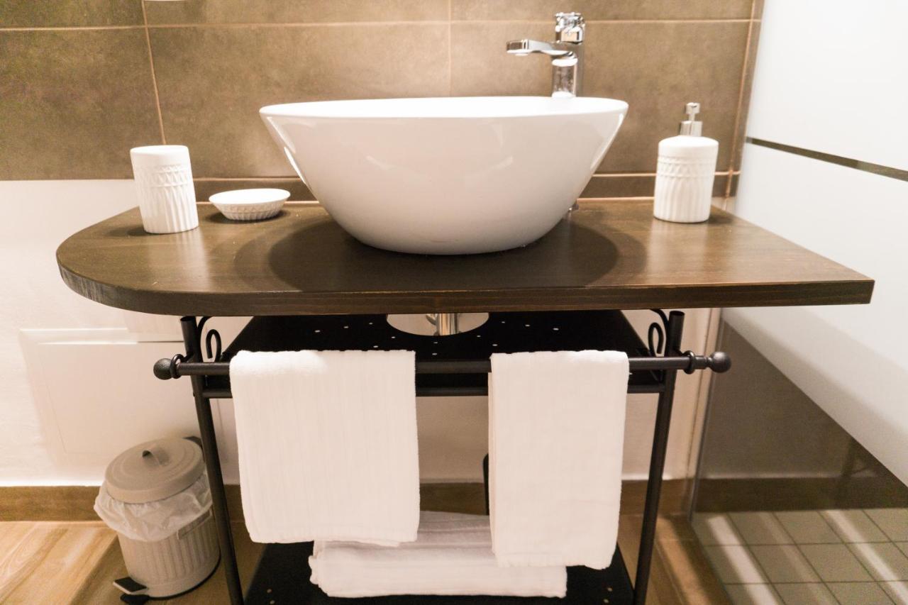 Donato Rooms Трани Екстериор снимка